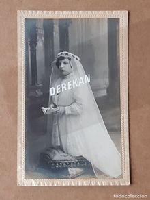 Fotografia antiga: ANTIGUA FOTOGRAFÍA TARJETA POSTAL CARTÓN NIÑA PRIMERA COMUNIÓN. CA 1910-1920. DERREY. VALENCIA.